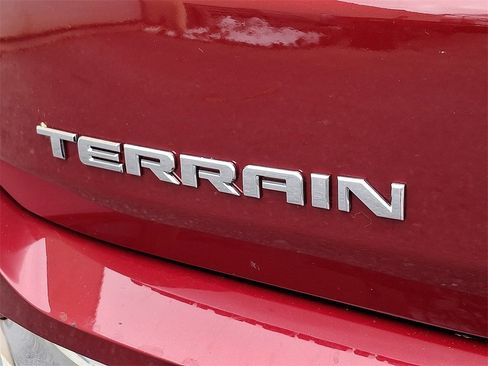 Used 2019 GMC Terrain Denali w/ Advanced Safety Package image 32