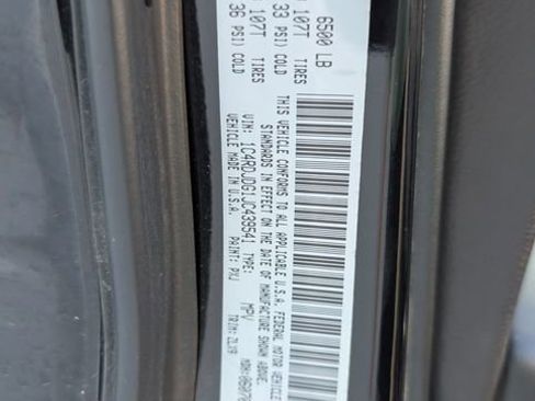 Used 2018 Dodge Durango GT w/ Premium Group image 26