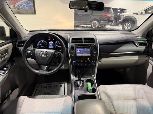 Used 2017 Toyota Camry LE FWD image 20