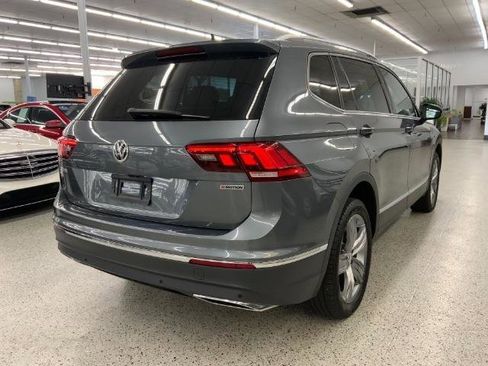 Used 2019 Volkswagen Tiguan SEL Premium AWD/4WD image 5