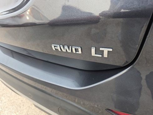 Used 2022 Chevrolet Equinox LT AWD/4WD image 10