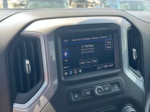 Certified 2024 Chevrolet Silverado 1500 Custom AWD/4WD image 18
