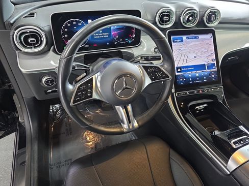 Used 2025 Mercedes-Benz CLE 300 4MATIC Cabriolet image 16