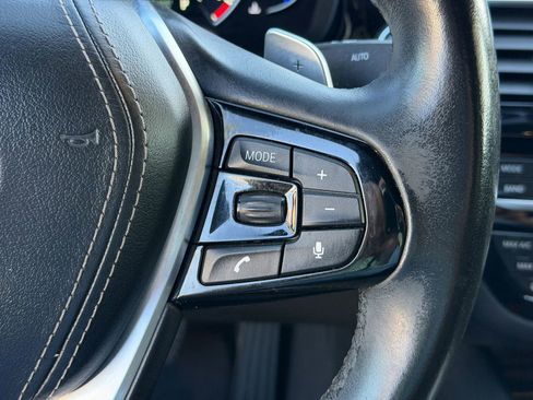 Used 2018 BMW 530i w/ Premium Package image 41