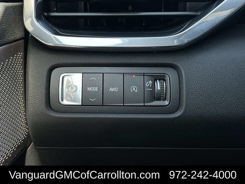 New 2026 GMC Acadia Denali Ultimate w/ LPO, Floor Liner Package AWD/4WD image 19