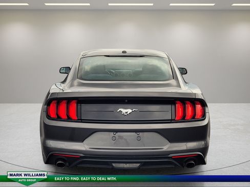 Used 2020 Ford Mustang Coupe RWD image 5