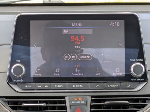 Used 2023 Nissan Altima 2.5 SV image 18