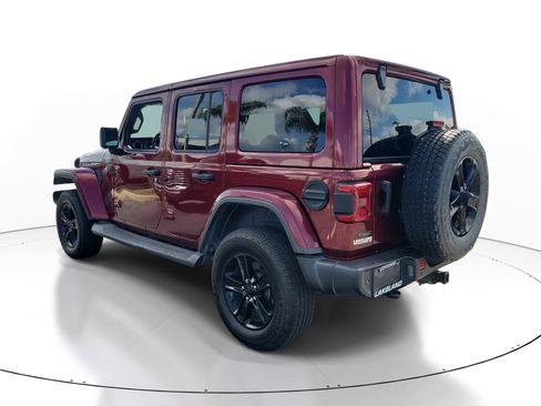 Used 2021 Jeep Wrangler Unlimited Sahara image 6