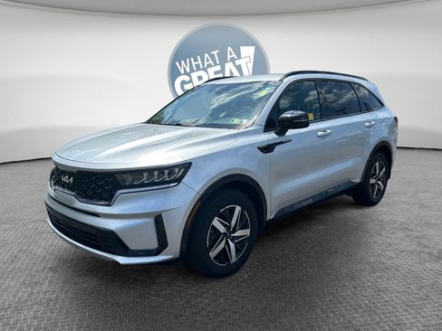 Used 2022 Kia Sorento S FWD image 8