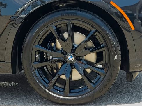 New 2027 BMW X7 xDrive40i w/ M Sport Package AWD/4WD image 5
