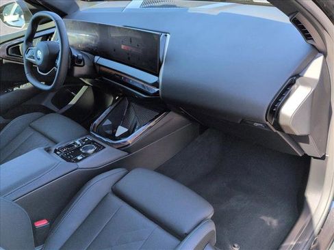 Used 2025 BMW X3 xDrive30 w/ Convenience Package AWD/4WD image 24