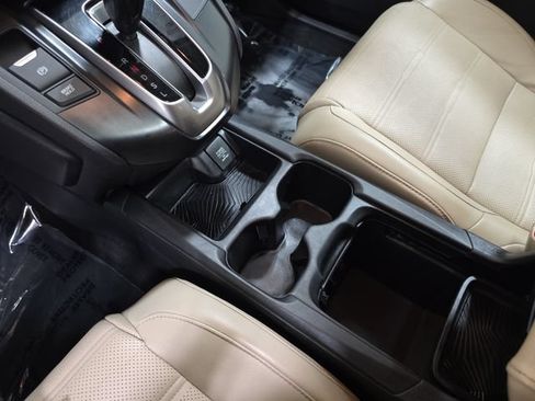 Used 2017 Honda CR-V EX-L image 25