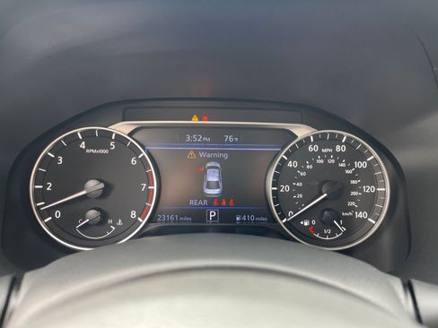 Used 2025 Nissan Altima 2.5 SV FWD image 41