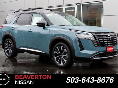 New 2026 Nissan Pathfinder Platinum w/ Cargo Package