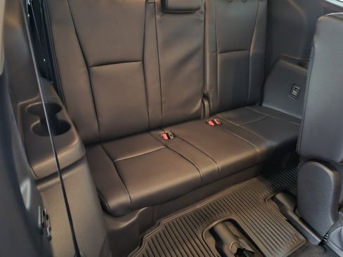 New 2026 Toyota Highlander Limited image 40