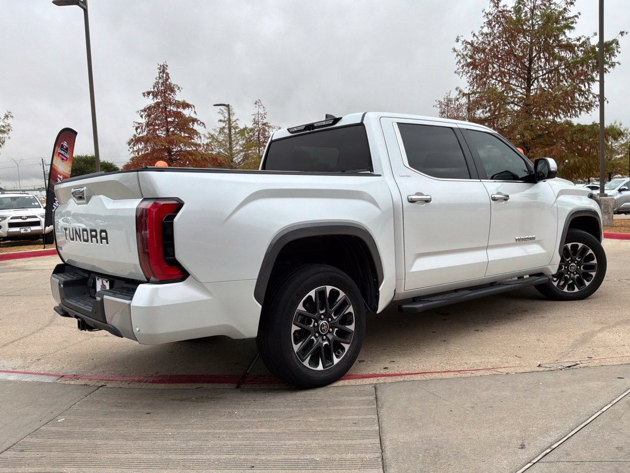 Used 2024 Toyota Tundra Limited AWD/4WD image 6