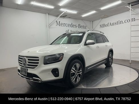 Used 2024 Mercedes-Benz GLB 250 image 3