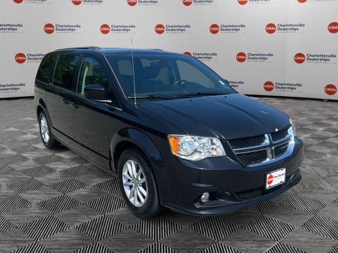 Used 2019 Dodge Grand Caravan SXT FWD image 7