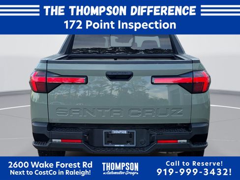 Used 2022 Hyundai Santa Cruz SEL w/ Activity Package FWD image 4