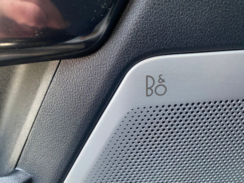 Used 2025 Ford F250 Platinum image 19