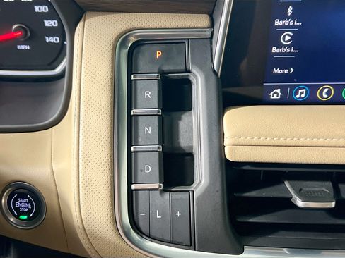 Used 2021 Chevrolet Tahoe Premier AWD/4WD image 24