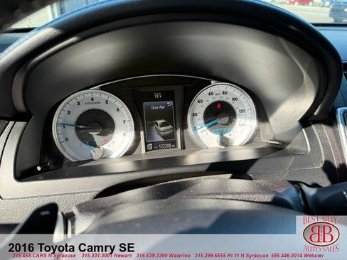 Used 2016 Toyota Camry SE FWD image 24