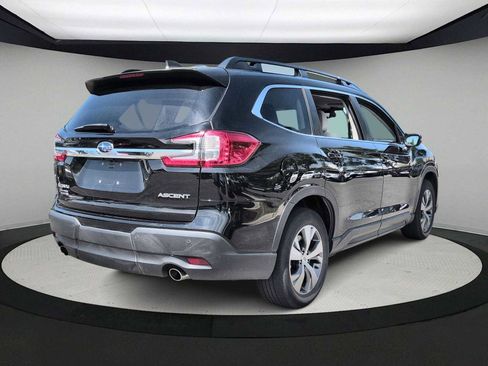Certified 2023 Subaru Ascent Premium w/ Convenience Package AWD/4WD image 8