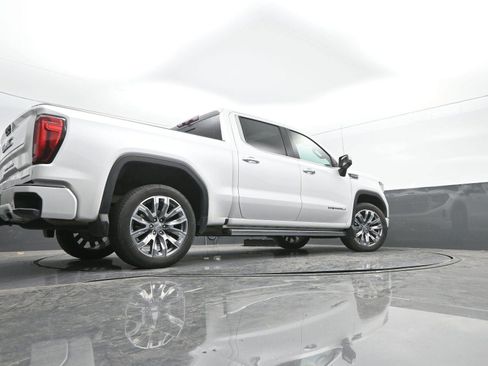Used 2024 GMC Sierra 1500 Denali image 42