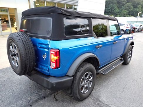 Used 2022 Ford Bronco Big Bend image 2