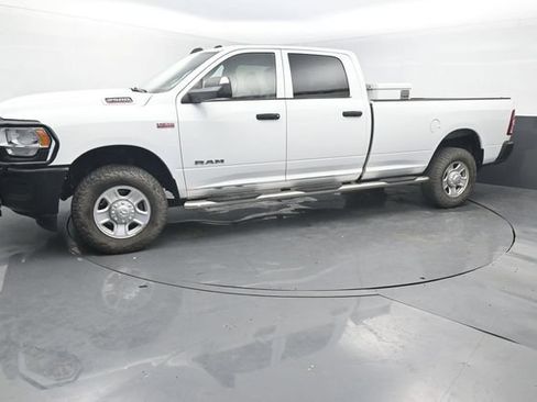 Used 2022 RAM 2500 Tradesman AWD/4WD image 2