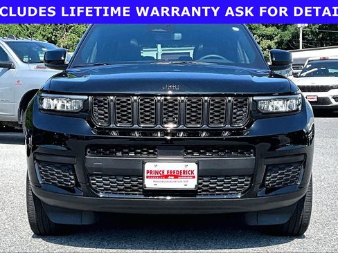 Used 2023 Jeep Grand Cherokee L Laredo AWD/4WD image 2