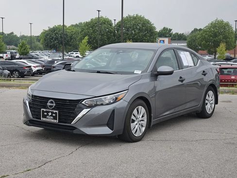 Used 2024 Nissan Sentra S FWD image 2