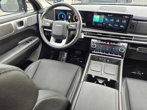 Used 2025 Hyundai Santa Fe SEL image 19