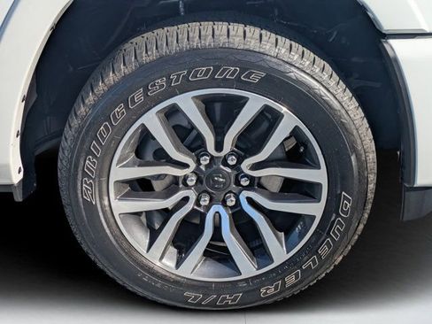 Used 2026 RAM 1500 Limited w/ Body Color Bumper Group image 8