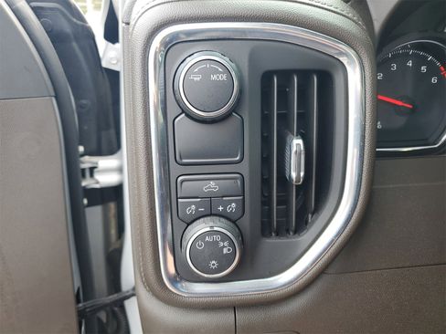 Used 2020 Chevrolet Silverado 1500 LT w/ All-Star Edition image 20