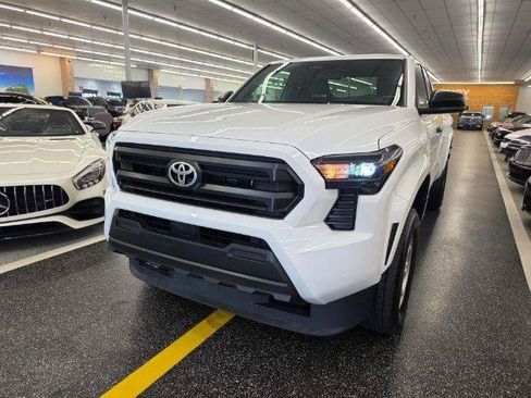 Used 2025 Toyota Tacoma SR RWD image 2
