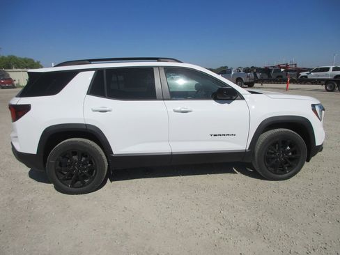 New 2026 GMC Terrain Elevation w/ Elevation Premium Package FWD image 3
