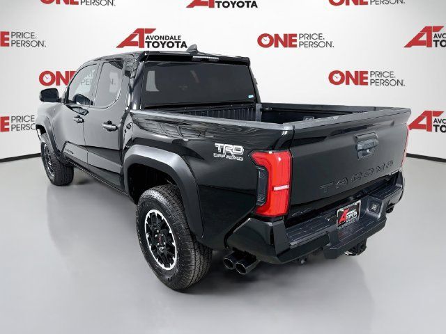 Certified 2025 Toyota Tacoma TRD Off-Road AWD/4WD image 6