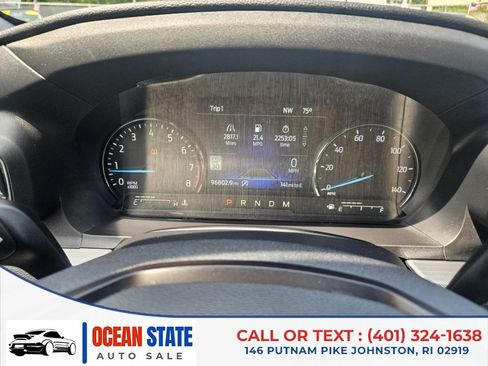 Used 2020 Ford Explorer XLT w/ Equipment Group 202A AWD/4WD image 19
