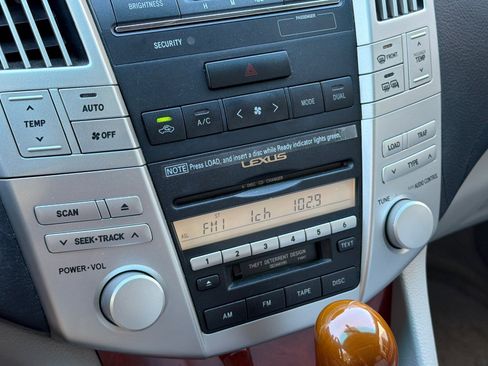 Used 2006 Lexus RX 330 FWD image 25