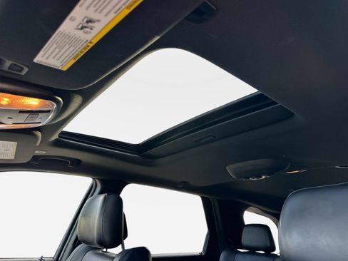 Used 2018 Dodge Durango GT w/ Premium Group image 23