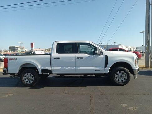 Used 2024 Ford F250 XLT w/ FX4 Off-Road Package image 8