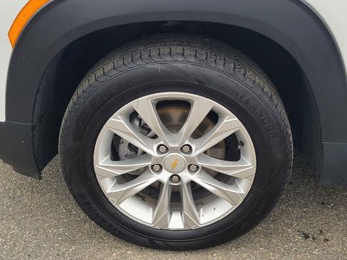 Used 2023 Chevrolet TrailBlazer LS image 30