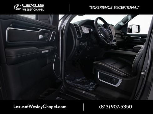 Used 2021 RAM 1500 Laramie AWD/4WD image 17