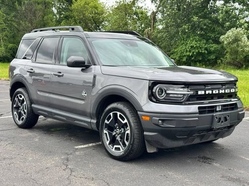 Certified 2023 Ford Bronco Sport Outer Banks w/ Tech Package AWD/4WD image 6