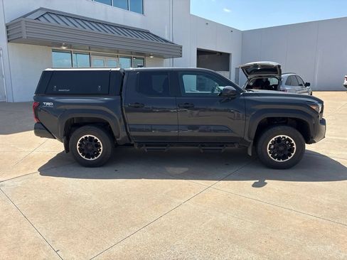 Used 2024 Toyota Tacoma TRD Off-Road AWD/4WD image 3