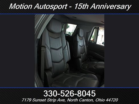 Used 2020 Cadillac Escalade Luxury AWD/4WD image 31