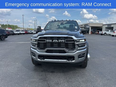 New 2026 RAM 5500 Tradesman AWD/4WD image 9