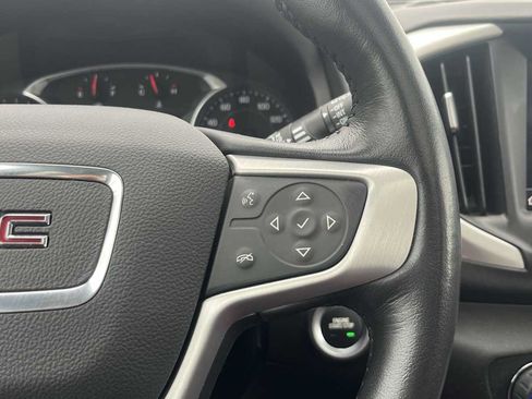 Used 2022 GMC Terrain SLT w/ Infotainment Package II AWD/4WD image 43