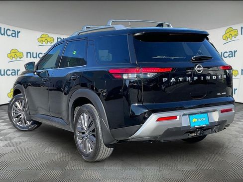 Used 2023 Nissan Pathfinder SL w/ SL Premium Package AWD/4WD image 4